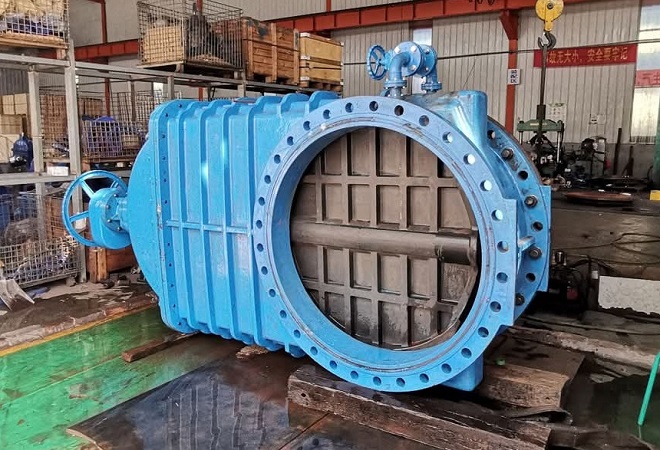 EN 1171 resilient-seated gate valve, 24".